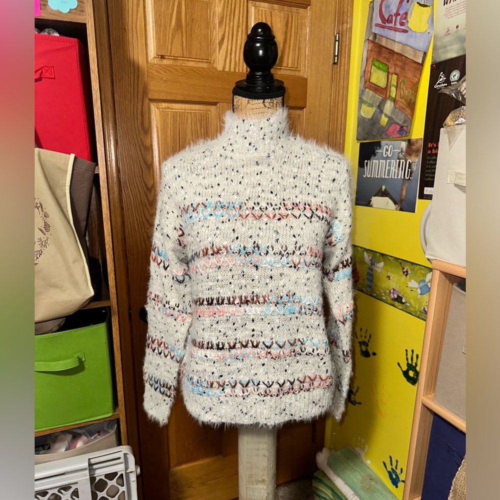 MAURCIES MOCK NECK SWEATER